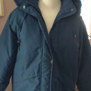 Tudor Court Women’s size Lg., blue jacket